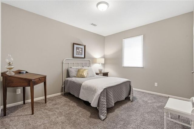 24309 W 91 Place, Lenexa, KS 66227