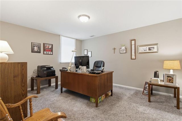 24309 W 91 Place, Lenexa, KS 66227
