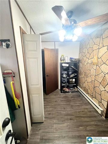 438 WHITE Street, Weissport Boro, PA 18235