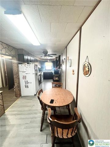 438 WHITE Street, Weissport Boro, PA 18235