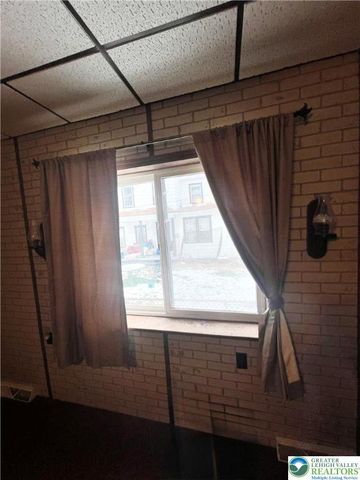 438 WHITE Street, Weissport Boro, PA 18235