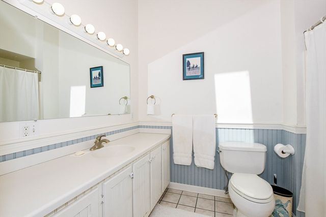 35 Main Street, Mattapoisett, MA 02739