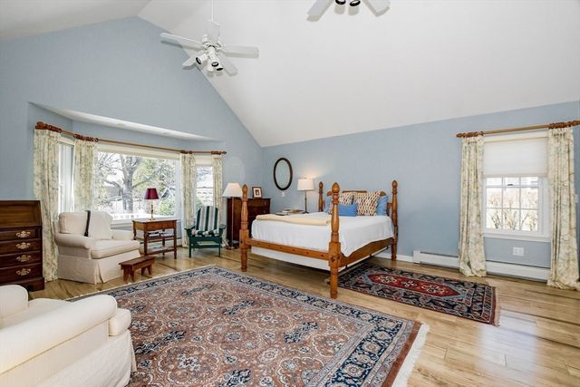 35 Main Street, Mattapoisett, MA 02739