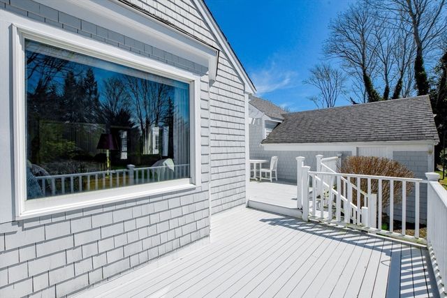 35 Main Street, Mattapoisett, MA 02739