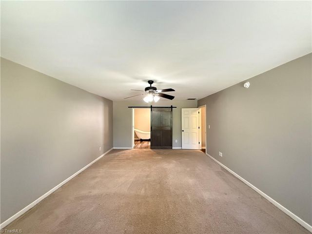185 Heatherton Way, Winston-salem, NC 27104
