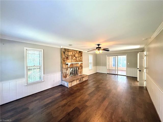 185 Heatherton Way, Winston-salem, NC 27104