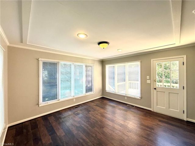 185 Heatherton Way, Winston-salem, NC 27104