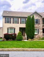 1236 OVERLOOK RD, Middletown, PA 17057