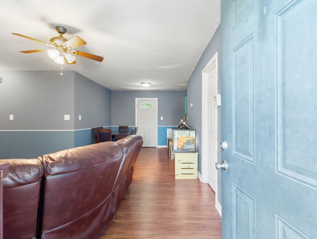 571 Kathryn Ct, Clarksville, TN 37042