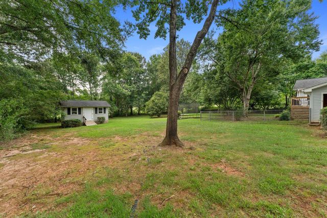 1014 E Queen Street, Pendleton, SC 29670