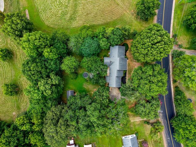 1014 E Queen Street, Pendleton, SC 29670