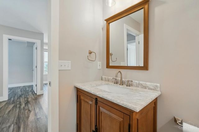 3568 Bevis Avenue, Cincinnati, OH 45207