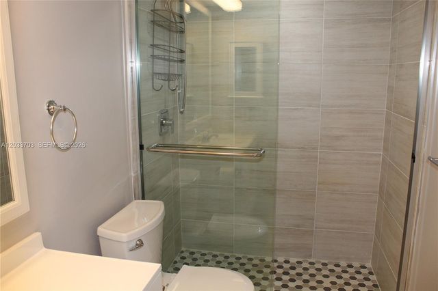 6780 W 2nd Court 401, Hialeah, FL 33012