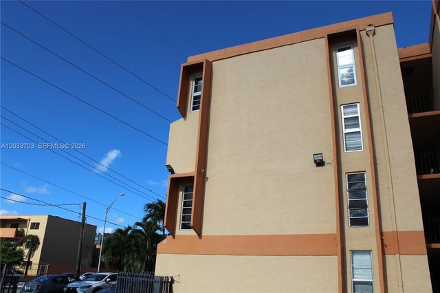 6780 W 2nd Court 401, Hialeah, FL 33012