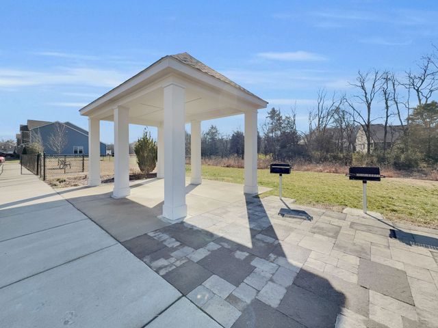 105 Fister Dr, Lebanon, TN 37090