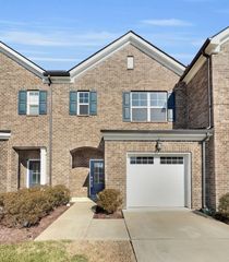 105 Fister Dr, Lebanon, TN 37090