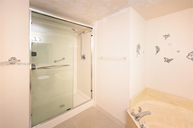 10315 NW 24th Pl 101, Sunrise, FL 33322