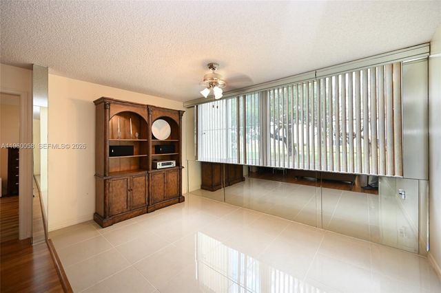 10315 NW 24th Pl 101, Sunrise, FL 33322
