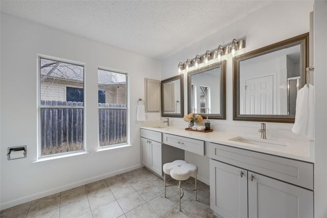 10911 Claywood DR, Austin, TX 78753