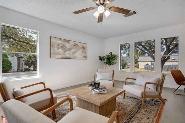 10911 Claywood DR, Austin, TX 78753