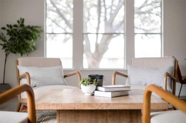 10911 Claywood DR, Austin, TX 78753