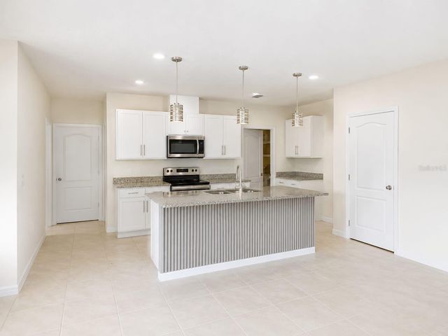 2618 ANGEL FALLS DRIVE, Davenport, FL 33837
