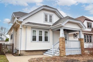 6425 W Chambers STREET, Milwaukee, WI 53210