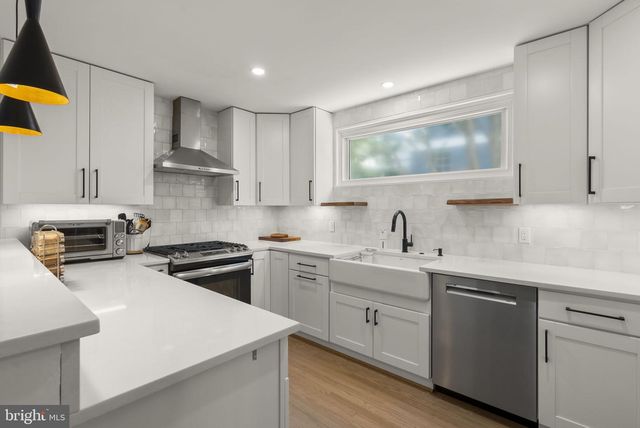 4624 EDGEFIELD RD, Bethesda, MD 20814