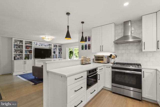 4624 EDGEFIELD RD, Bethesda, MD 20814