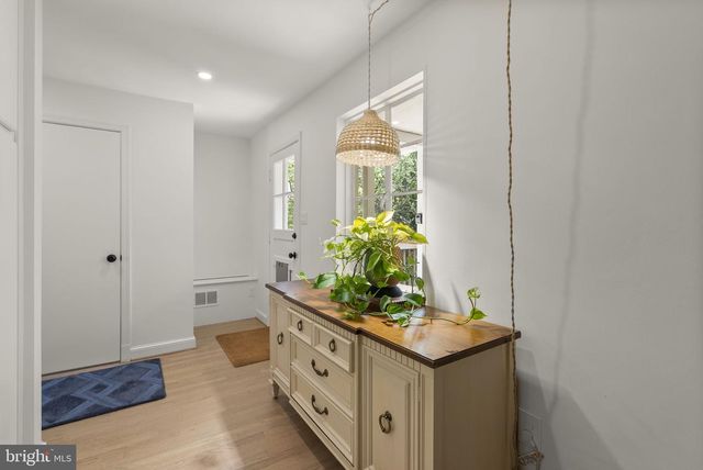 4624 EDGEFIELD RD, Bethesda, MD 20814