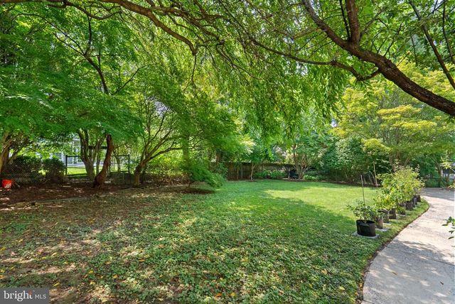 4624 EDGEFIELD RD, Bethesda, MD 20814