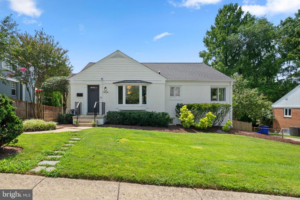 4624 EDGEFIELD RD, Bethesda, MD 20814