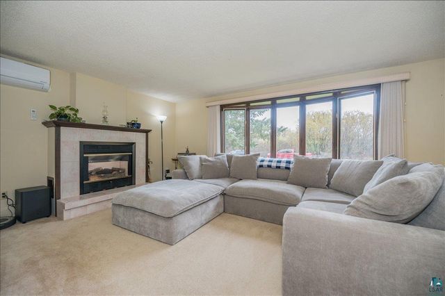 6521 Hughitt Ave, Superior, WI 54880