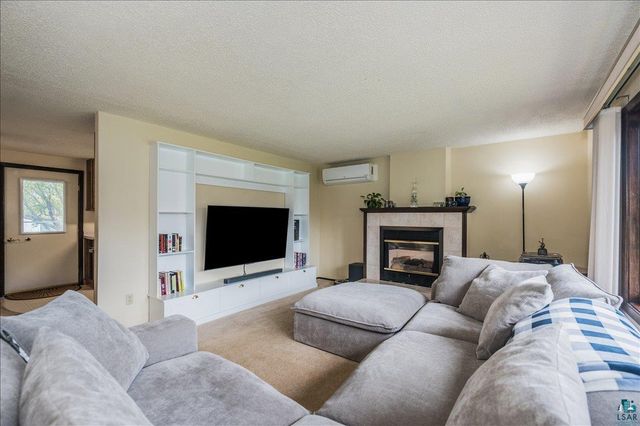 6521 Hughitt Ave, Superior, WI 54880