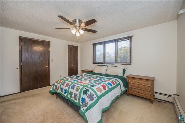6521 Hughitt Ave, Superior, WI 54880