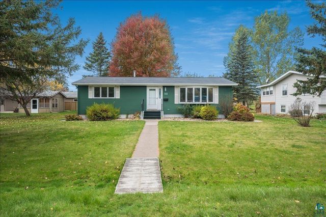 6521 Hughitt Ave, Superior, WI 54880