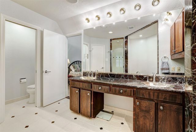 8200 Neely DR 223, Austin, TX 78759