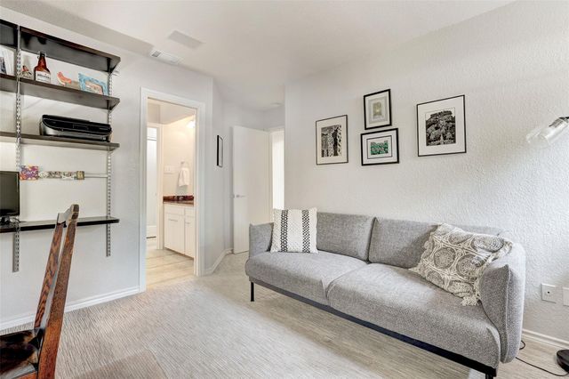 8200 Neely DR 223, Austin, TX 78759