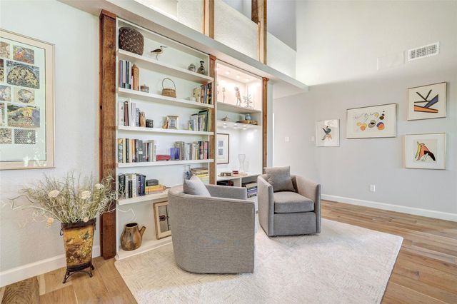 8200 Neely DR 223, Austin, TX 78759