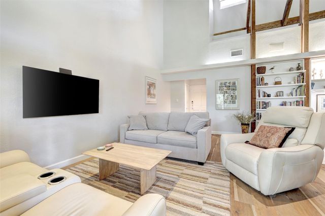 8200 Neely DR 223, Austin, TX 78759