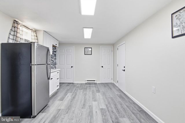 903 CRICKET LN, Woodbridge, NJ 07095