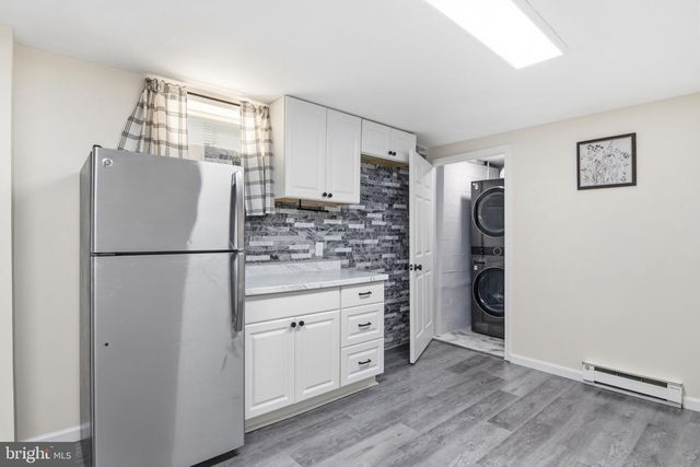 903 CRICKET LN, Woodbridge, NJ 07095