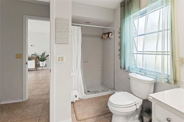 9008 ALLAPATA LANE, Venice, FL 34293