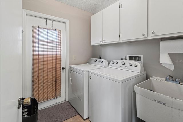 9008 ALLAPATA LANE, Venice, FL 34293