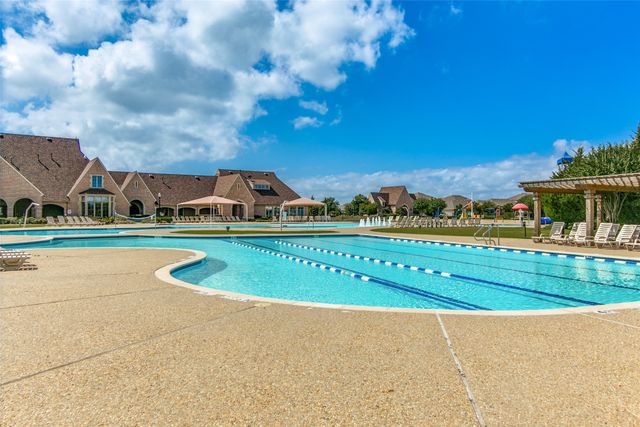 828 Foxtail Bend, Lavon, TX 75166
