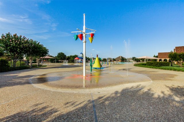 828 Foxtail Bend, Lavon, TX 75166