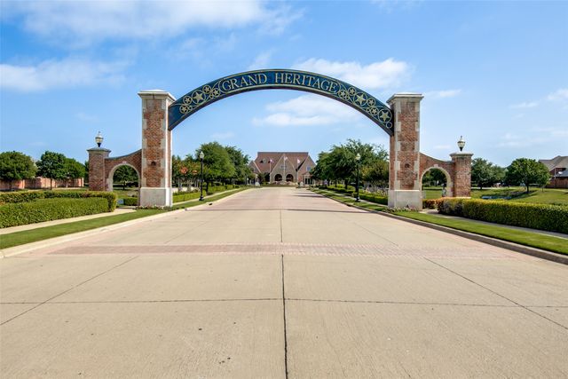 828 Foxtail Bend, Lavon, TX 75166