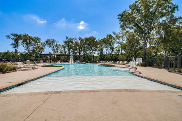 828 Foxtail Bend, Lavon, TX 75166