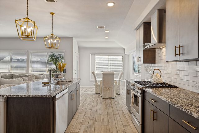 828 Foxtail Bend, Lavon, TX 75166