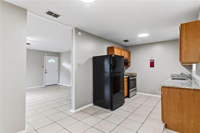 801 Trailwood Drive W, Mobile, AL 36608